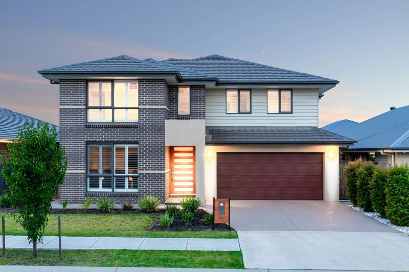 56 Brookwater Circuit