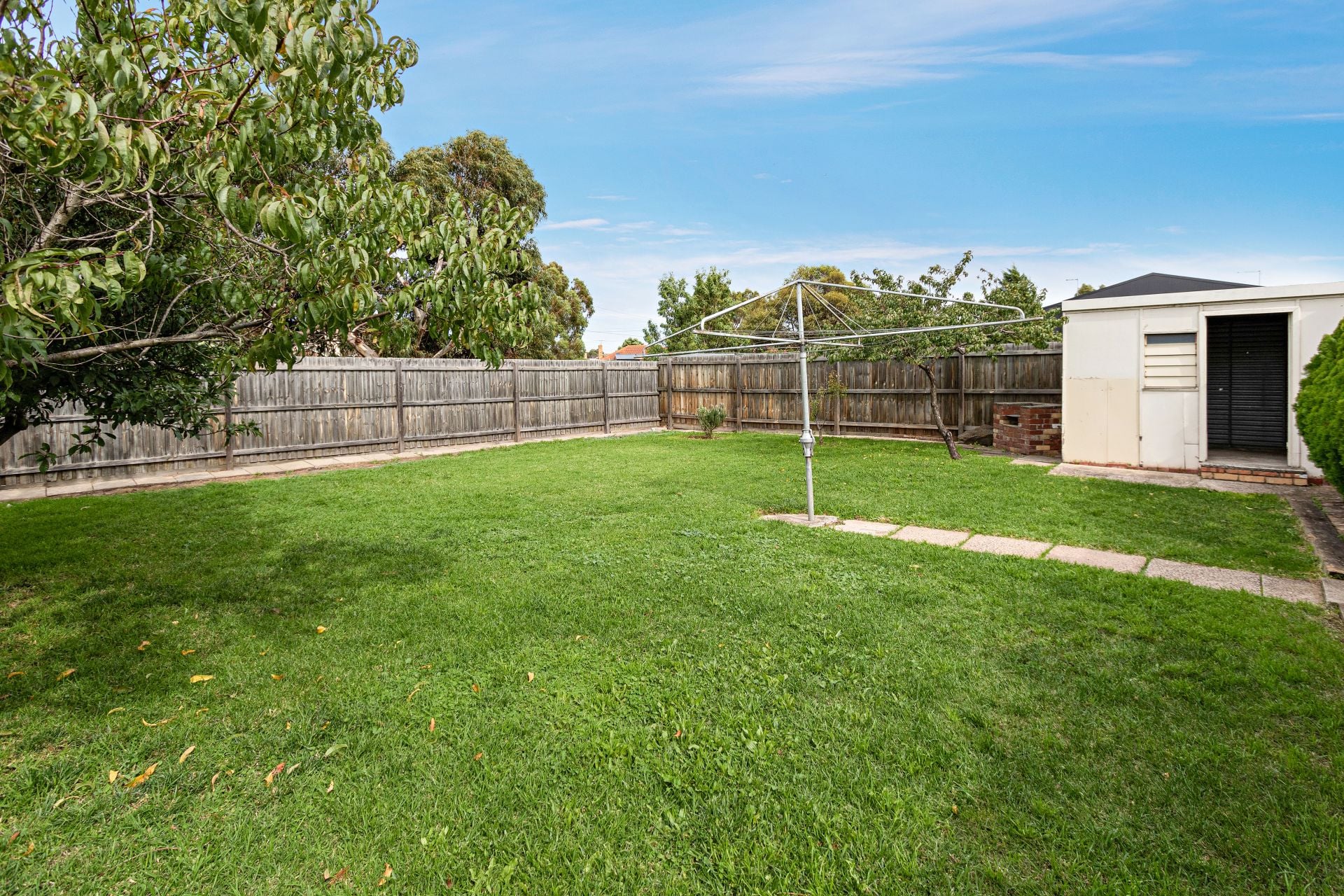 DO NOT MISS OUT THIS ON THIS SPACIOUS FAMILY HOME