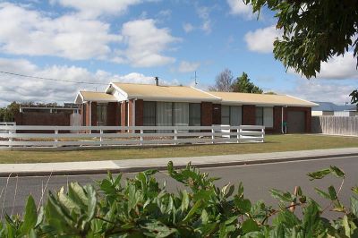 3
 
 
 
  
 
 
 2
 
 
 
  
 
 
 1
 
 
 
 
 
 
 
 36 Club Drive, Shearwater TAS 7307, Shearwater - Thumbnail 2