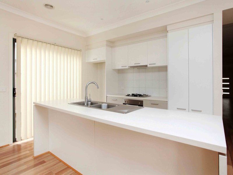 1 Eloura Circuit, Taylors Hill - Thumbnail 3