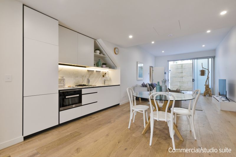 8/102 Elliott Street, Balmain