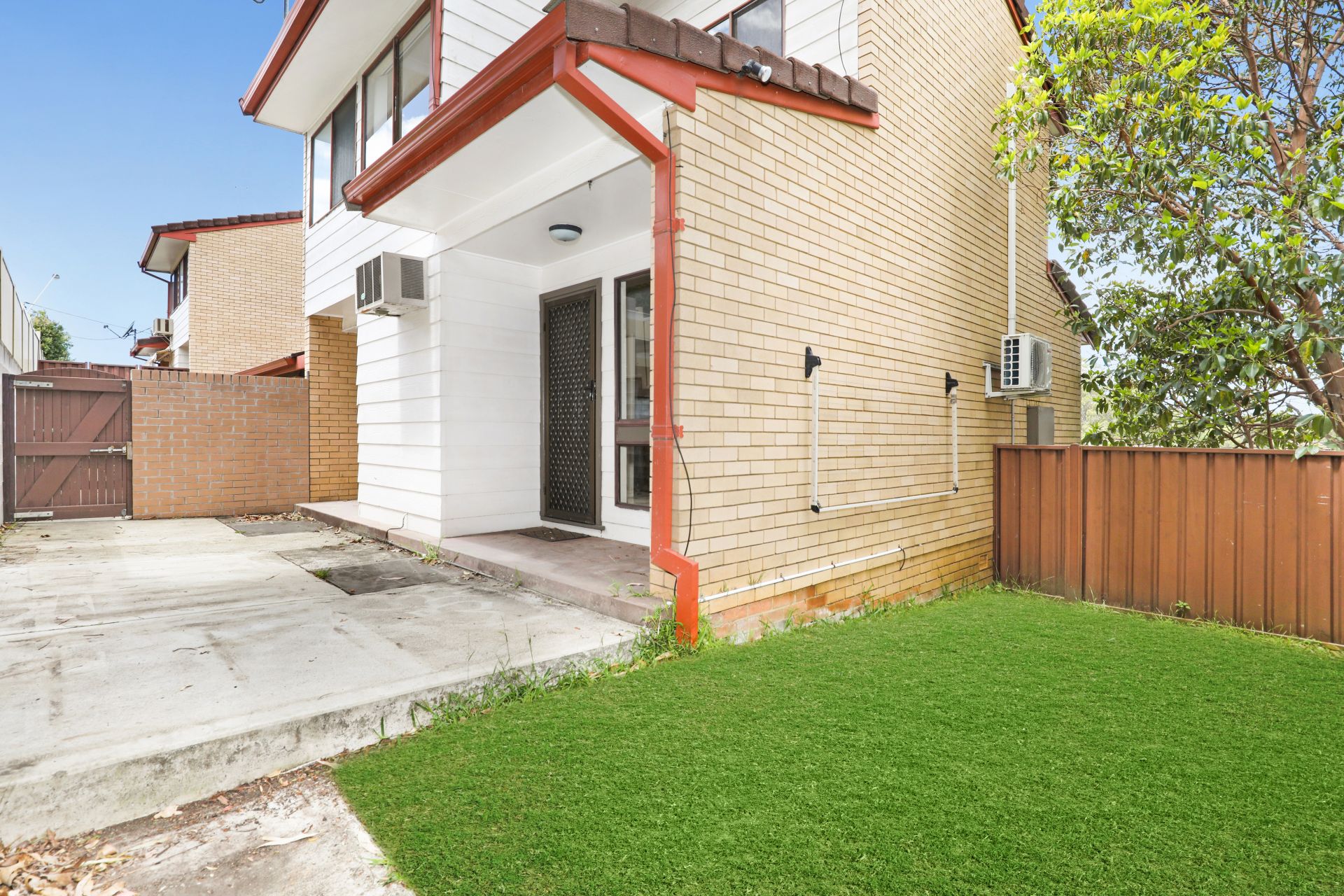 Real Estate For Sale 2/394 Princes Highway Dapto , NSW