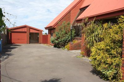 4
 
 
 
  
 
 
 2
 
 
 
  
 
 
 1
 
 
 
 
 
 
 
 20 Quinlan Crescent, Shearwater TAS 7307, Shearwater - Thumbnail 4