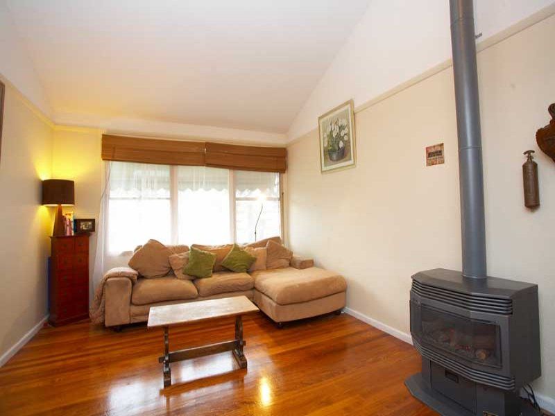 7 Evans Crescent, Laverton - Thumbnail 4