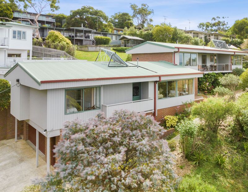 2 Waverley Avenue, Lorne, VIC, Lorne - Thumbnail 3