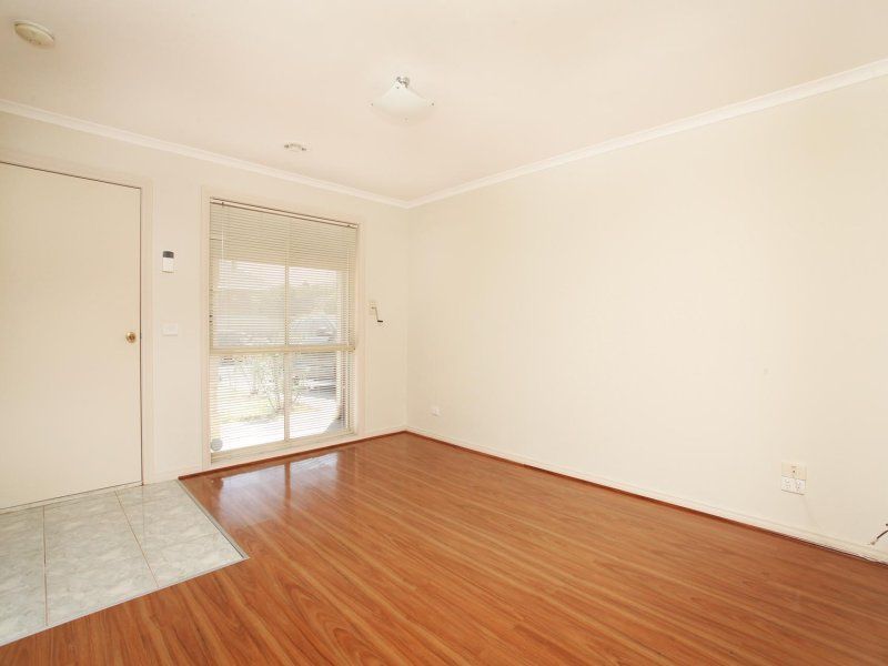 50 Wyperfeld Circuit, Caroline Springs - Thumbnail 5
