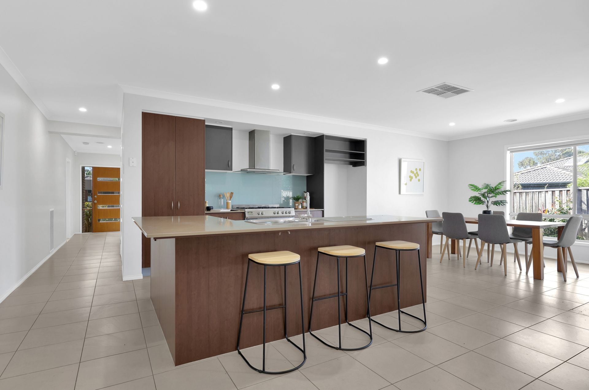 A Spacious Family Haven with Excellent Side Access!