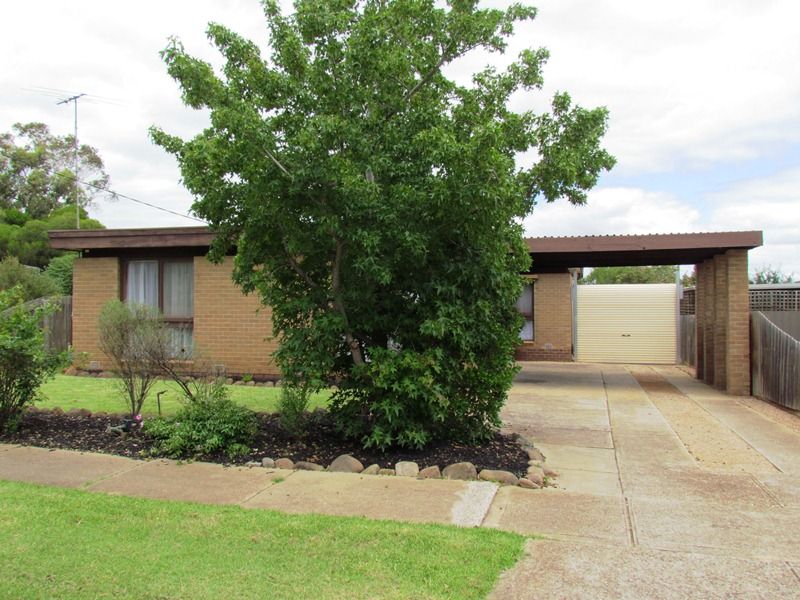 15 Penguin Street, Melton - Thumbnail 2