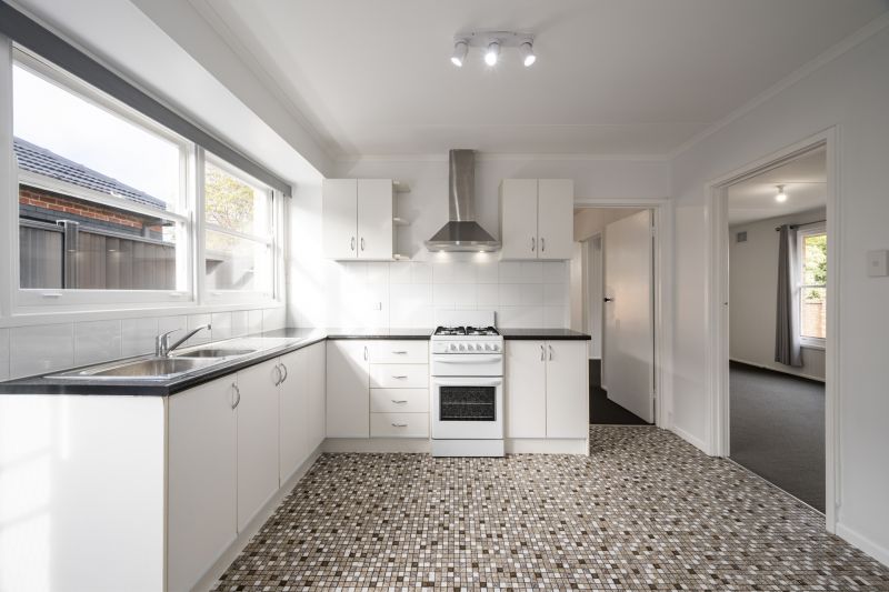 1/122 Edwardes Street, Reservoir