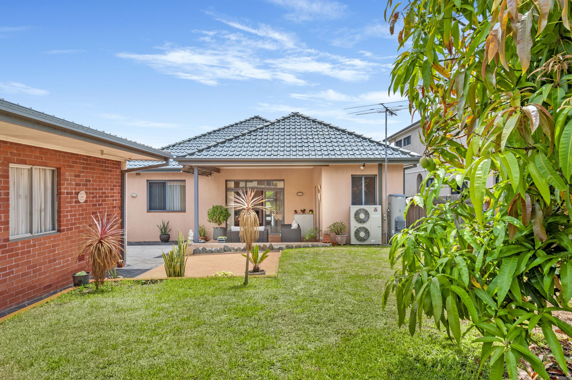 Sold property Sold Price for 39 Edenholme Road Russell Lea NSW 2046