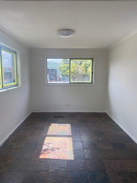Hidden Gem in Fantastic Location ! Three bedrooms, work shop, double garage!