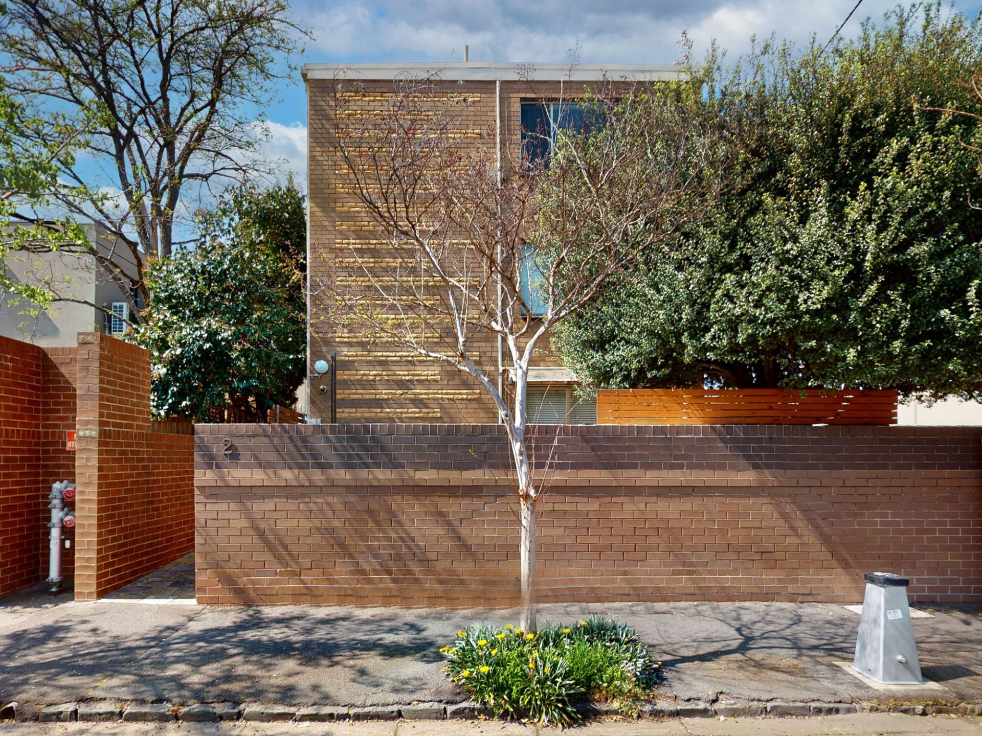 2/2 Affleck Street, South Yarra - Thumbnail 2
