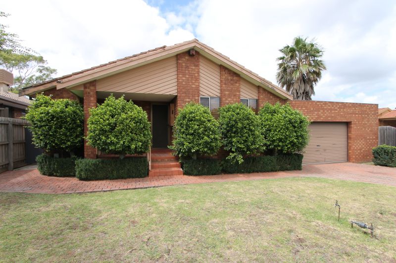 76 Garden Grove Drive, Mill Park