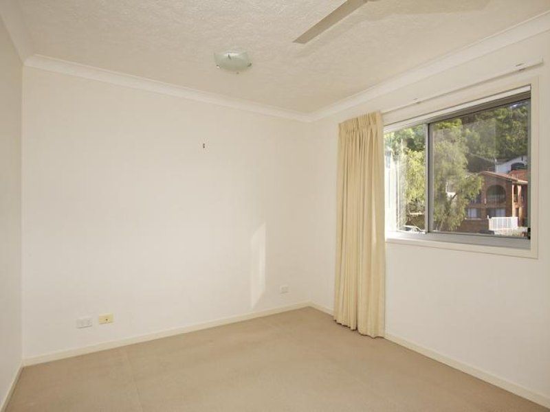 7/50 Miles Street COOLANGATTA QLD, Coolangatta - Thumbnail 3