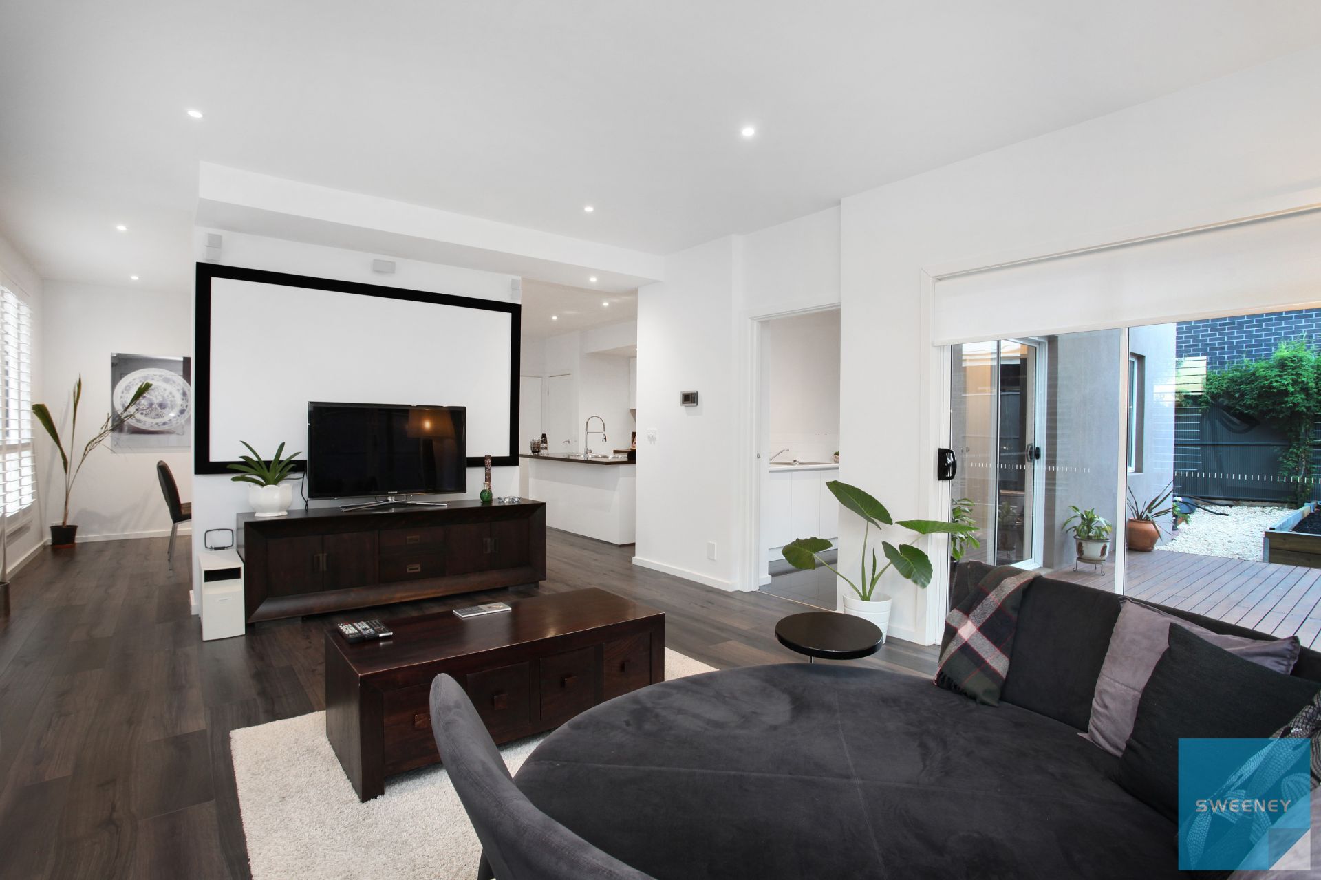 2 Jolimont Street, Caroline Springs - Thumbnail 7