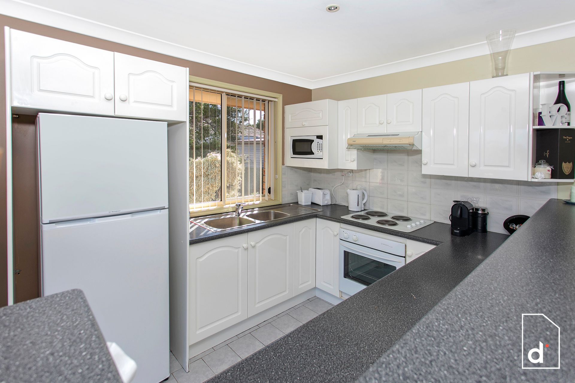 Real Estate For Lease 40a Spring Street Mount Keira , NSW
