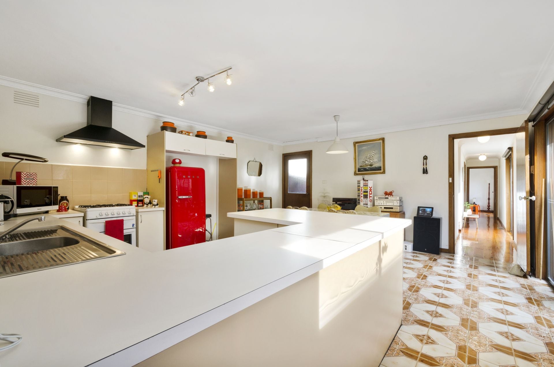 14 James Street, Seddon - Thumbnail 3