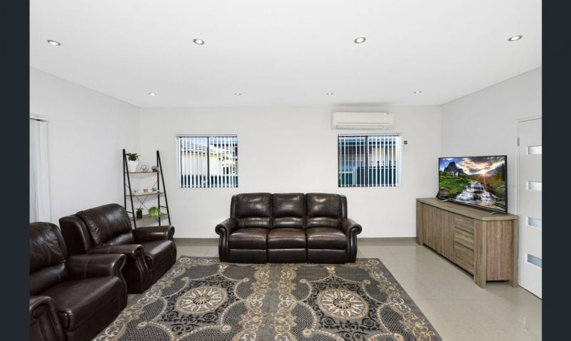 83 Rawson Road, Guildford