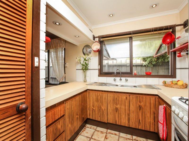 31 Winslow Crescent, Deer Park - Thumbnail 6