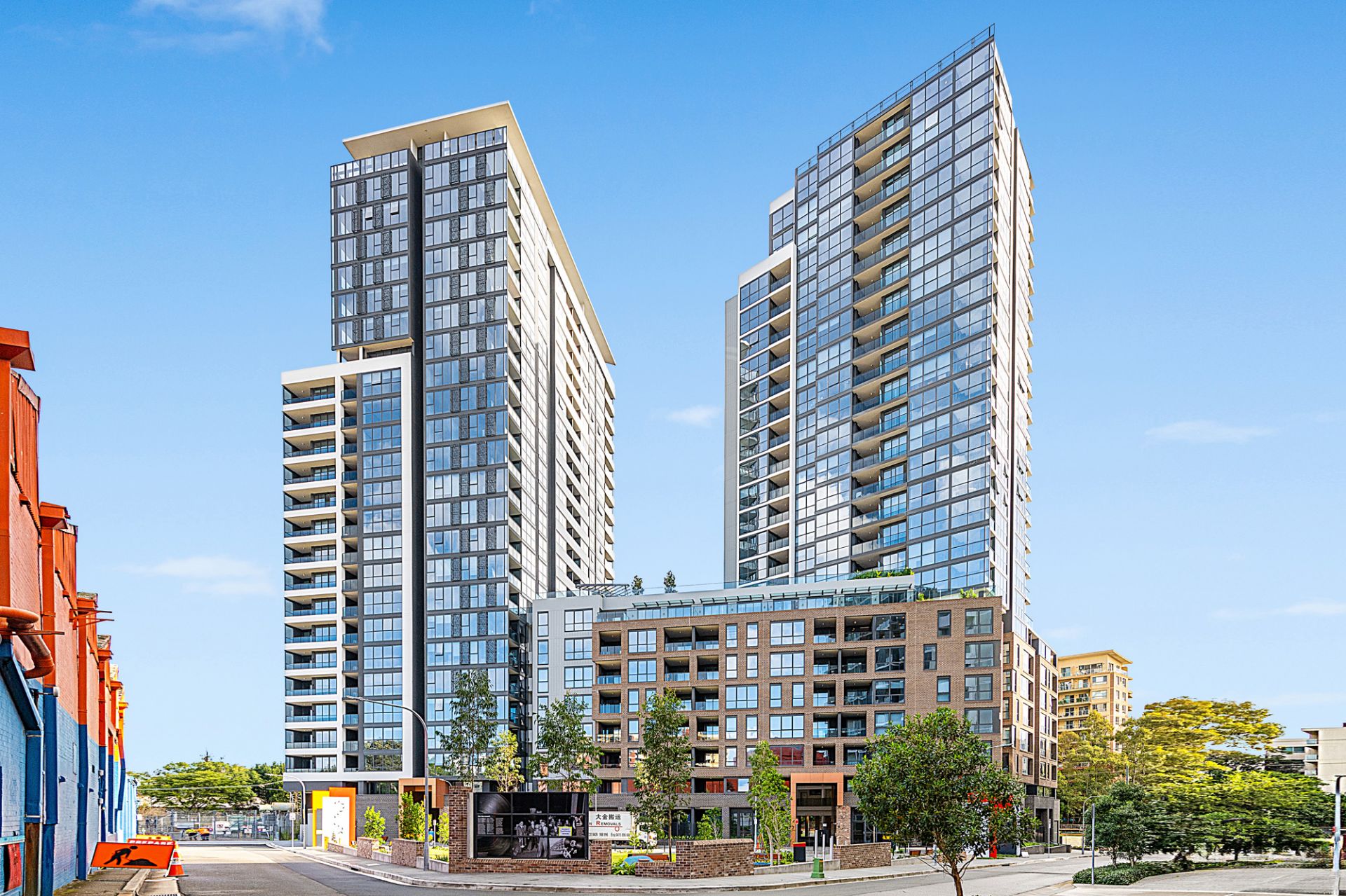 1006/7 Nipper Street, Homebush, Homebush - Thumbnail 2