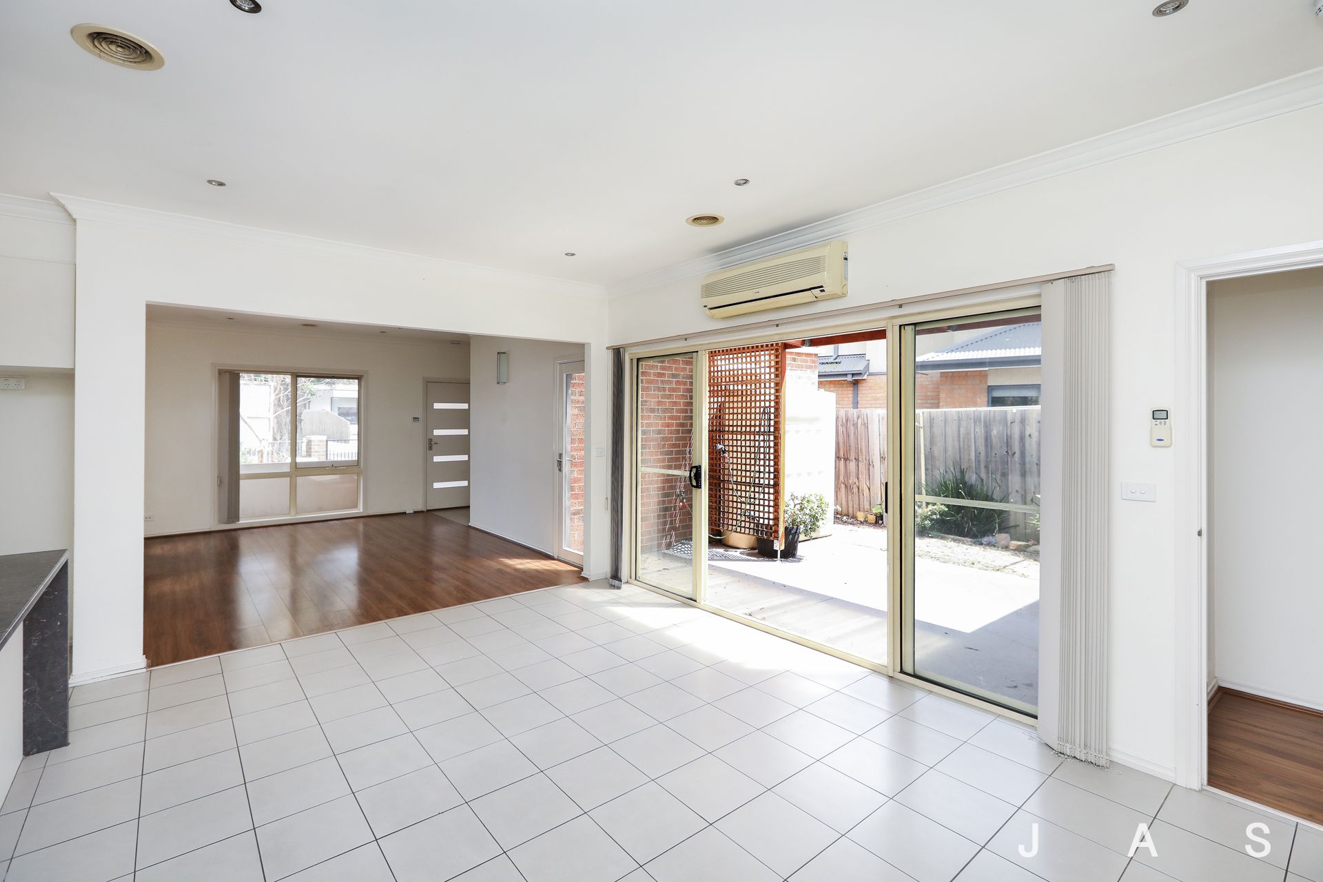 1/14 Omar Street Maidstone VIC, Maidstone - Thumbnail 7