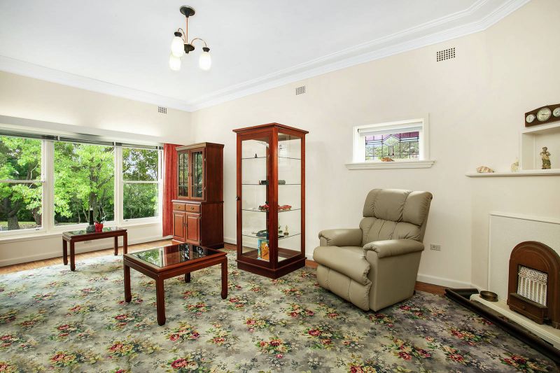 Real Estate For Sale 78 The Crescent Cheltenham , NSW