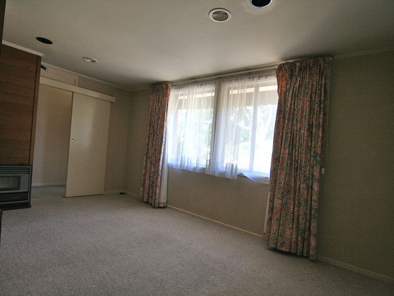 34 Rocklands Street, Duffy - Thumbnail 4