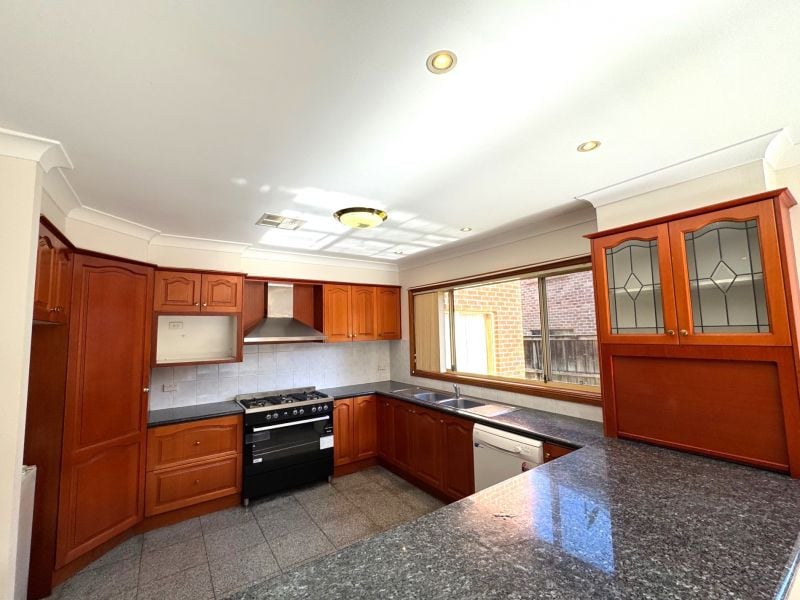 79 James Mileham Drive, Kellyville