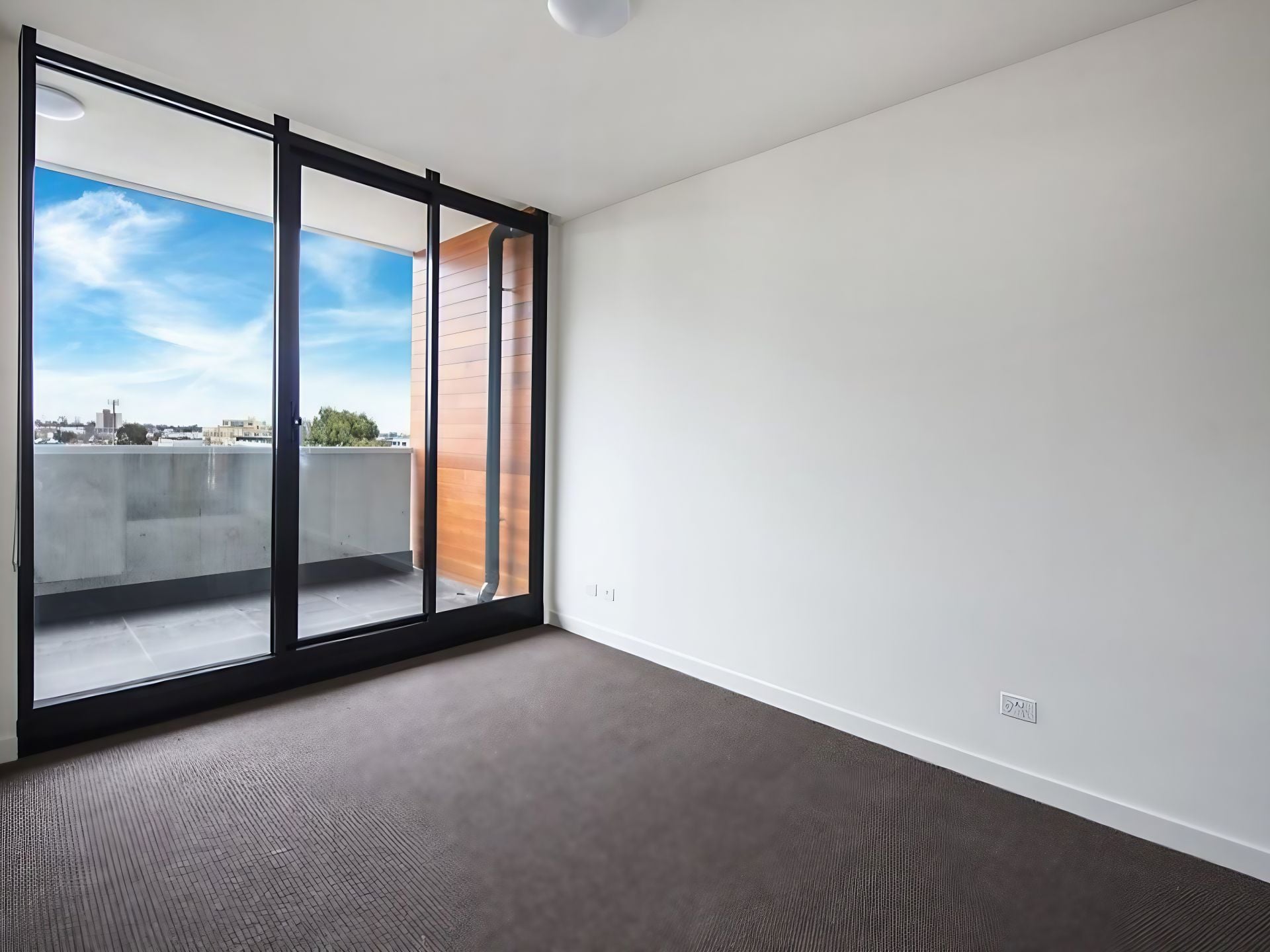 Modern Envy In The Heart Of Brunswick