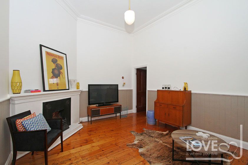 GRAND VICTORIAN TERRACE