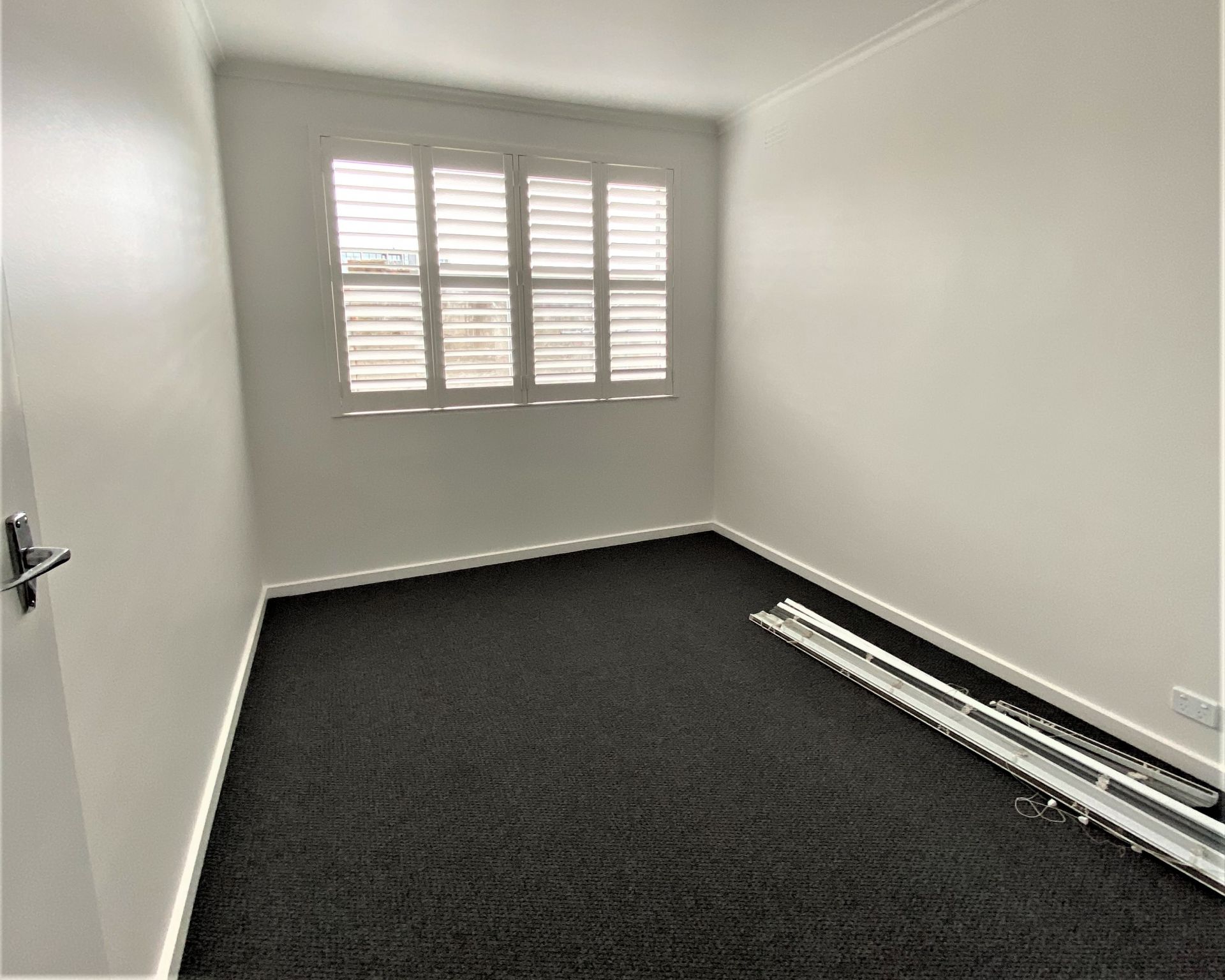 Updated, Spacious Apartment!