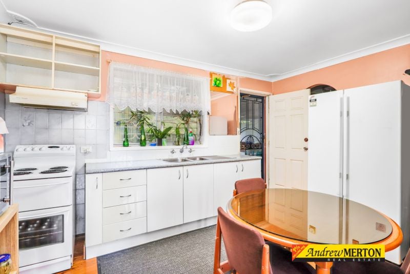 4 Foster Place, Quakers Hill