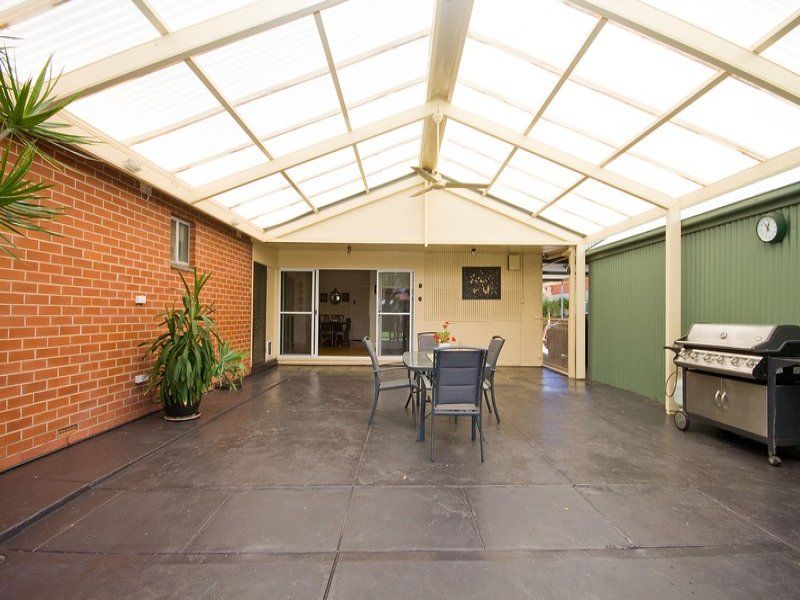 8 Albion Avenue Glandore 5037