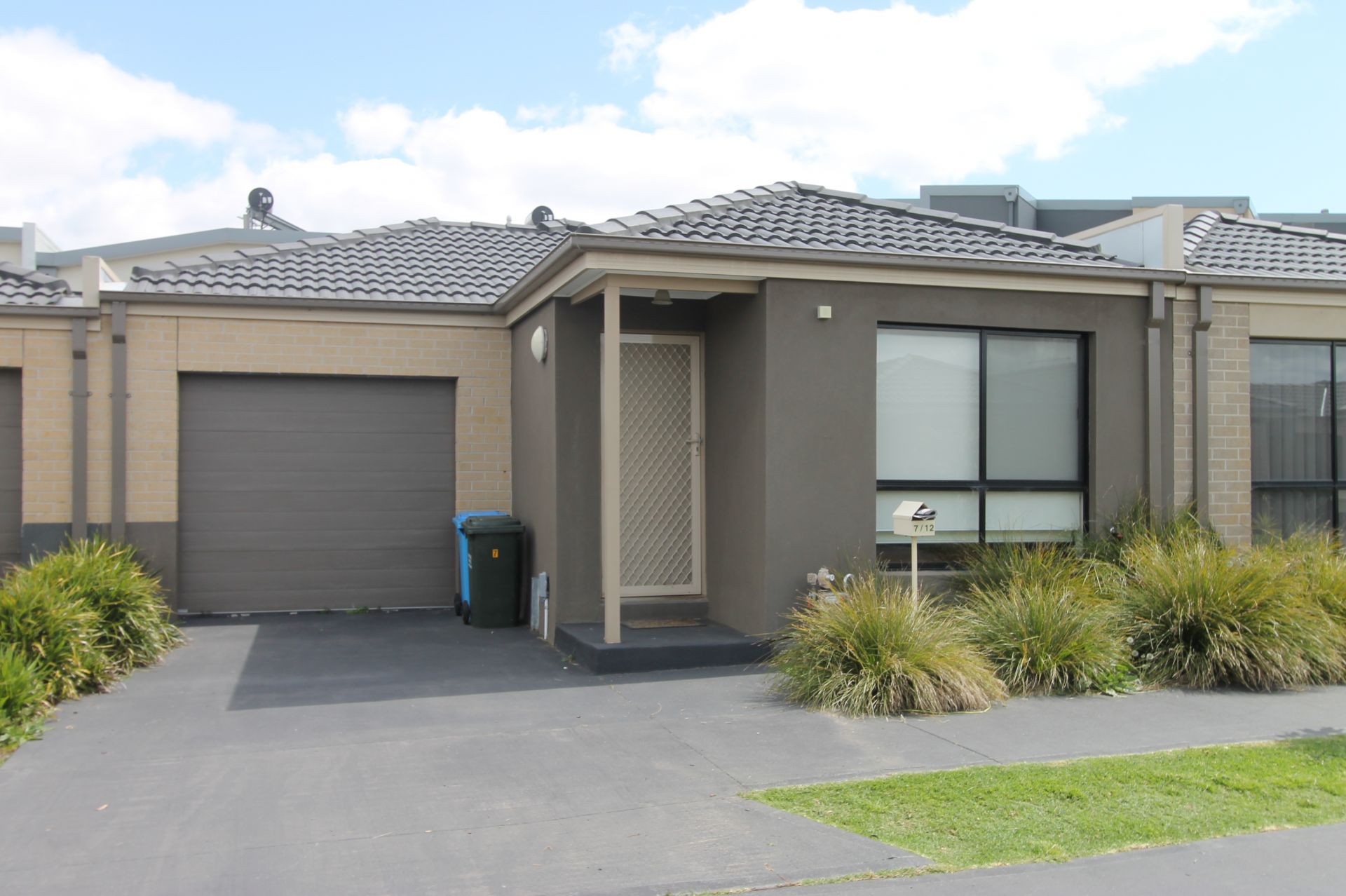 THE SEARCH IS OVER – CLEAN & COMFORTABLE 3 BEDROOM UNIT