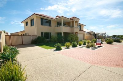 11 Naroona Drive, Dalyellup, 