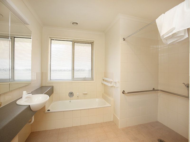 4 John Wedge place, Seabrook - Thumbnail 8