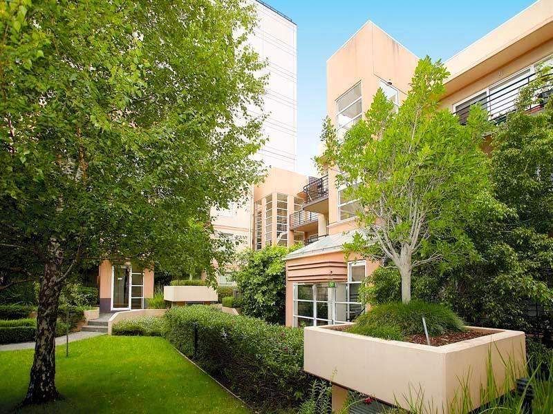28 Jeffcott Street WEST MELBOURNE VIC, West Melbourne - Thumbnail 3