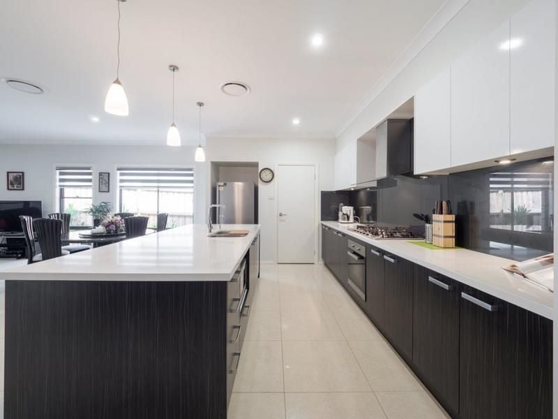 Colebee 31 Oakhill Crescent