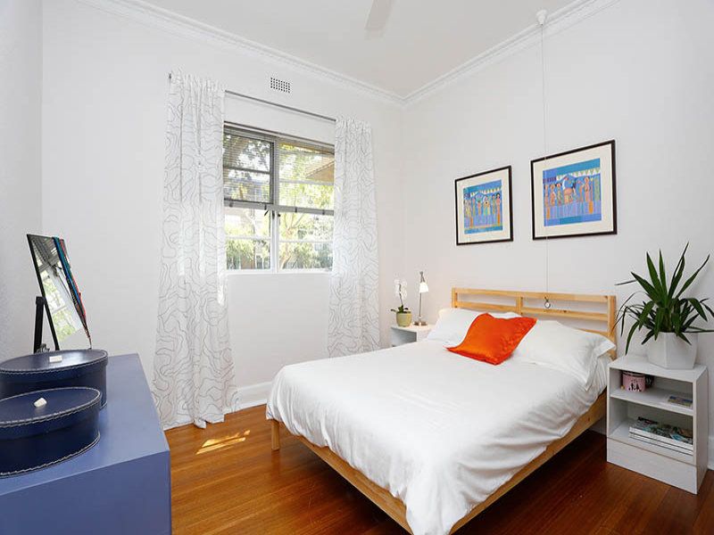2/1A Dickens Street, Elwood - Thumbnail 4