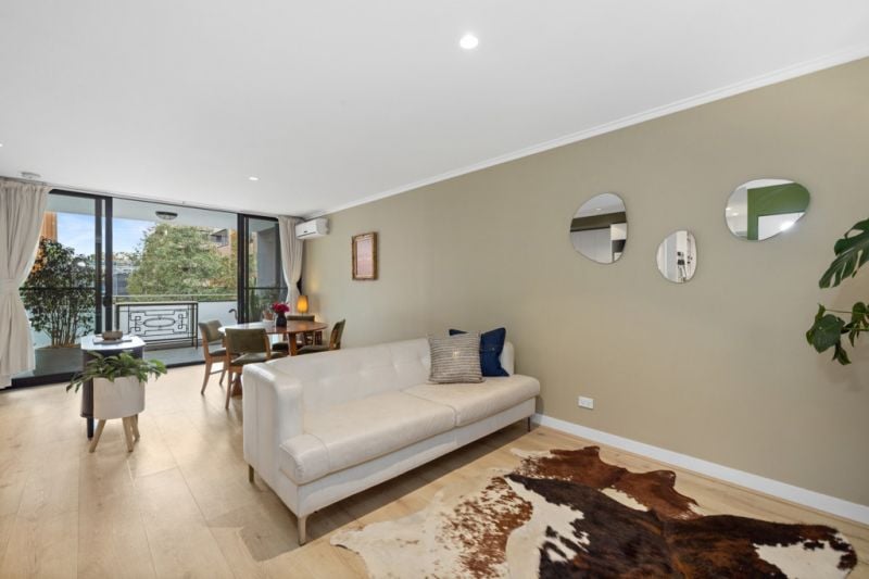 2319/8 Eve Street, ERSKINEVILLE NSW 2043, Erskineville - Thumbnail 4