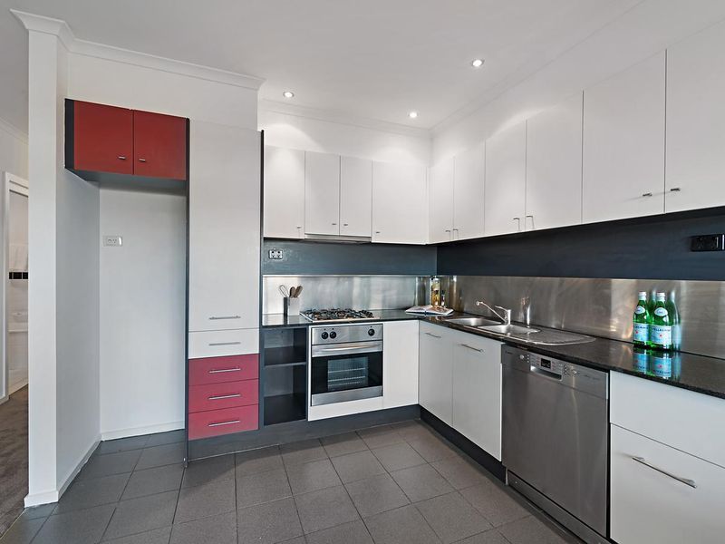 8/33 Rankins Road Kensington VIC, Kensington - Thumbnail 4
