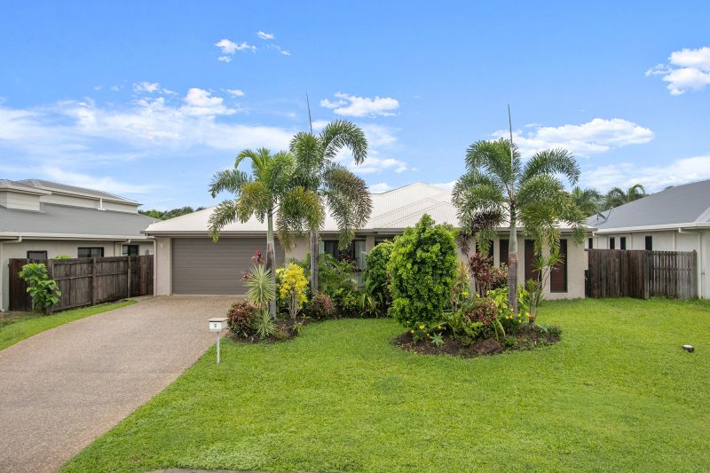 Five Bedrooms + Media Room – Immaculate!