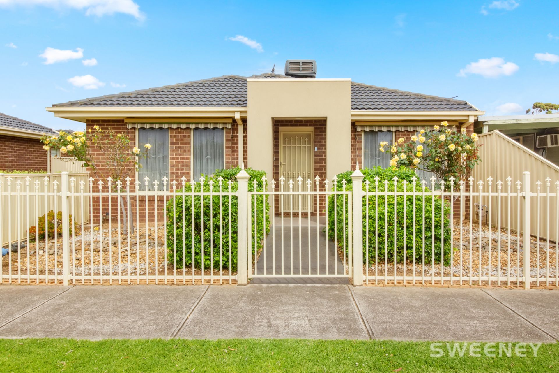 1/56-58 Donald Street South, Altona Meadows - Thumbnail 2