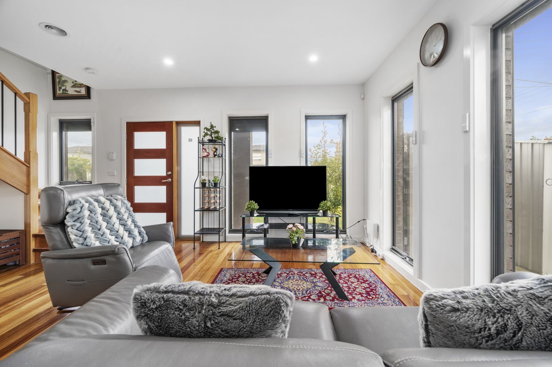 LOW MAINTENANCE LIVING IN A GREAT LOCATION