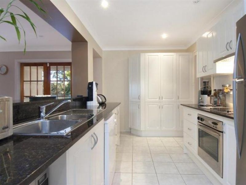 13 Millar Crescent Dural NSW, Dural - Thumbnail 3