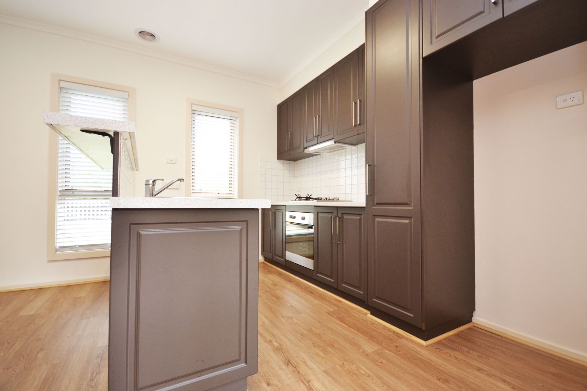 LOOKING FOR A NICE PLACE TO LIVE! This one is worth checking out.