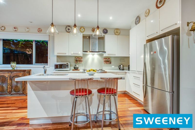 18 Edward Avenue, Altona North - Thumbnail 4