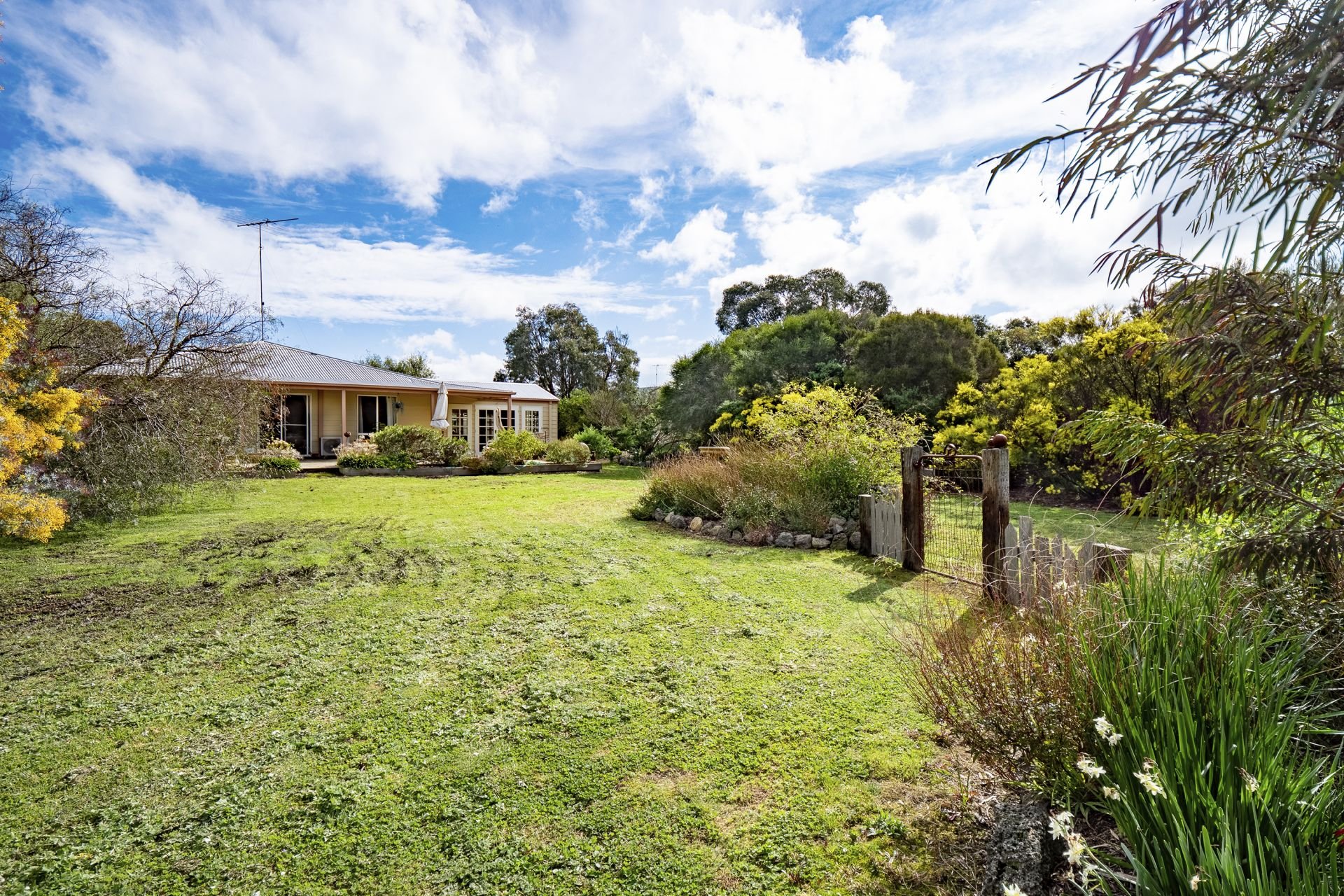 Real Estate For Sale 29 Greenfields Drive Moriac , VIC
