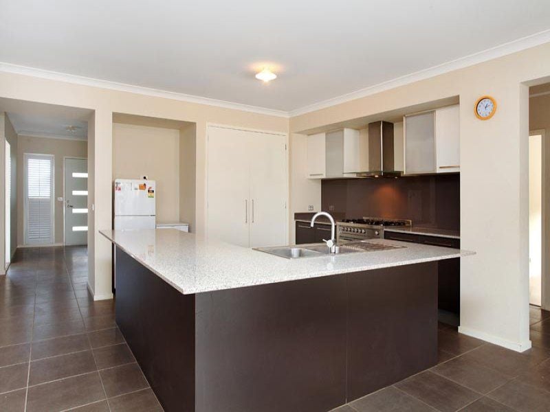 10 Harrison Court, Burnside Heights - Thumbnail 3