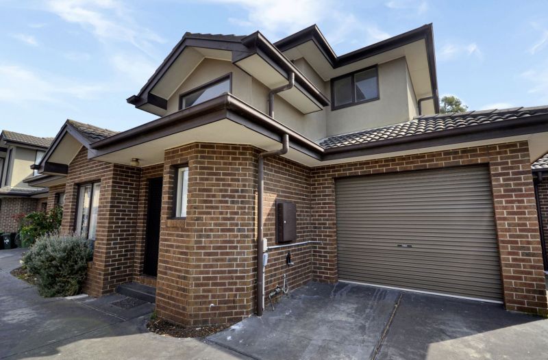 2/8 Faye Street, Reservoir